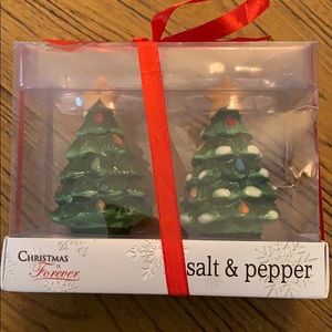 Christmas tree salt and pepper shakers